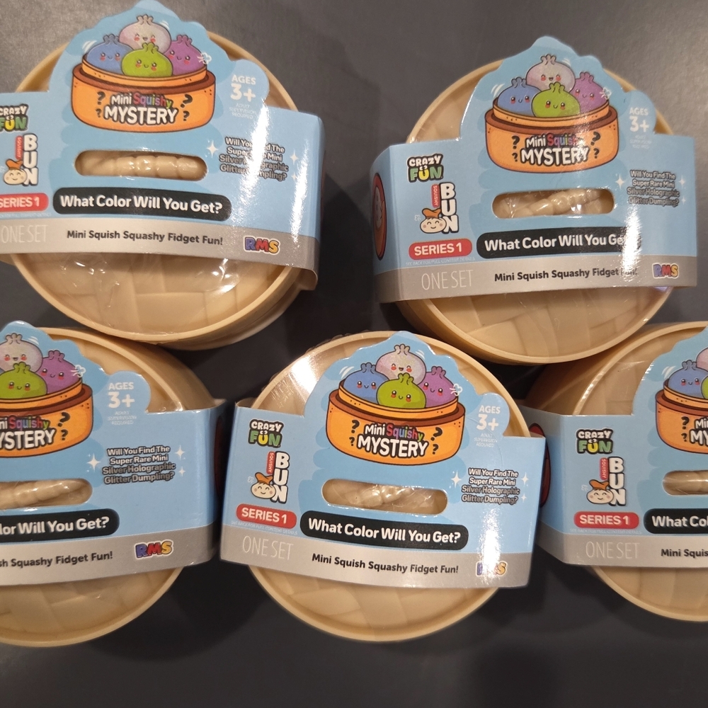 Crazy Fun MINI Mystery Squishy Bun Dumpling Holographic 5 Pack BNWT🔥